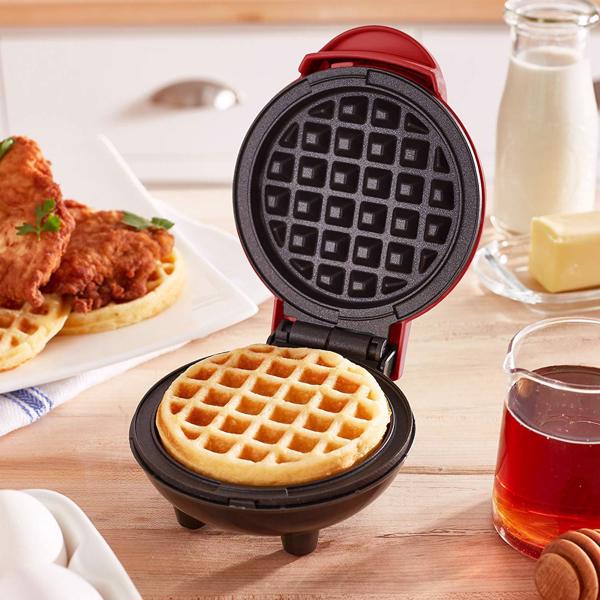 4 Inch Mini Waffle Maker Non-stick Waffle Maker